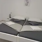 Olive 2 דירה זאדאר