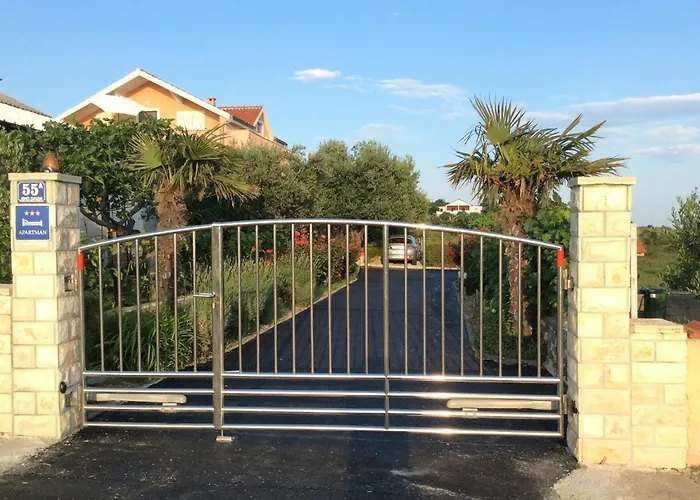 Olive 2 公寓 扎达尔